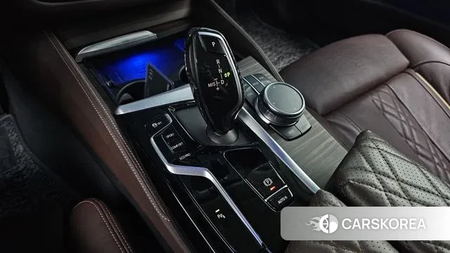 BMW 5 Series (G30) id 3011708 из Кореи 19