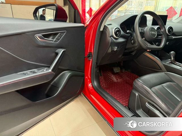 Audi Q2L id 3907879 из Китая 20