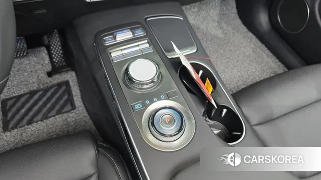 Genesis GV70 id 3294289 из Кореи 19