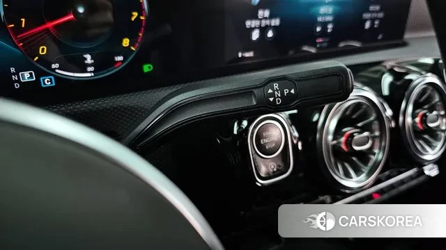 Mercedes-Benz A-Class W177 id 3759858 из Кореи 19