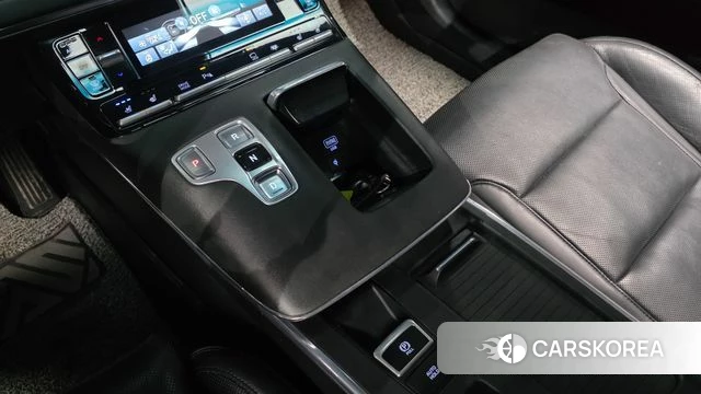 Hyundai The New Grandeur IG Hybrid id 3883954 из Кореи 19