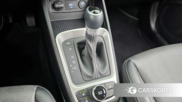 Hyundai Venue id 3828348 из Кореи 19