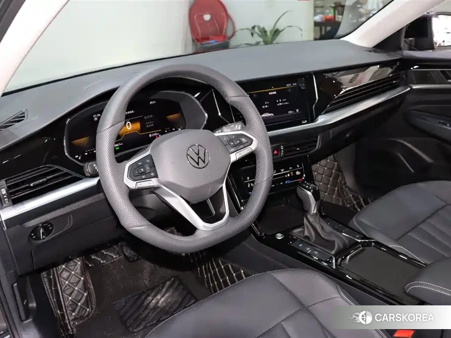 Volkswagen Passat id 4576565 из Китая 19