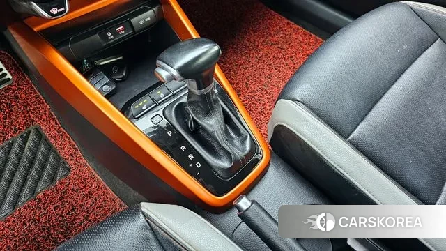 Kia Stonic id 3677712 из Кореи 19