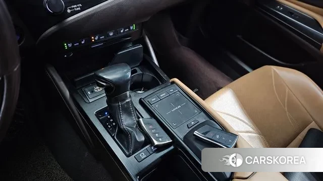 Lexus ES300h 7th generation id 3520358 из Кореи 19