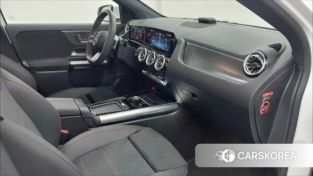 Mercedes-Benz GLA - Class H247 id 3769488 из Кореи 16