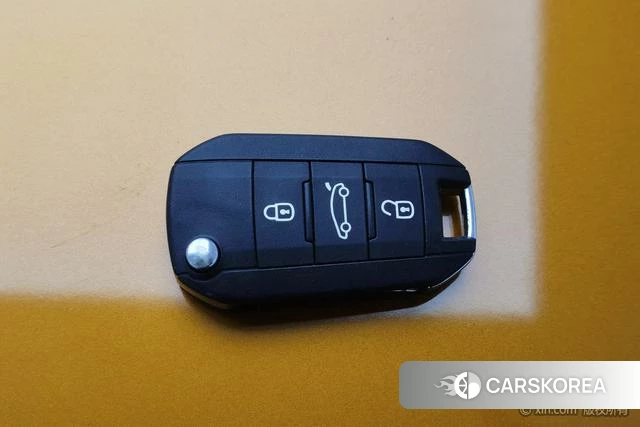 Citroen C3-XR id 3983143 из Китая 23