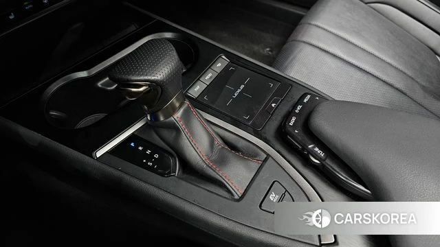 Lexus UX250h id 4741411 из Кореи 29