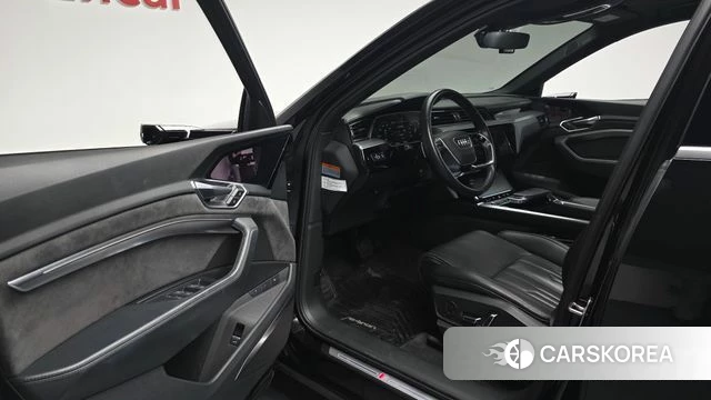 Audi e-Tron id 4881354 из Кореи 34