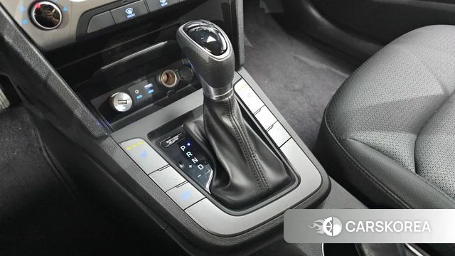 Hyundai Avante AD id 3943108 из Кореи 19