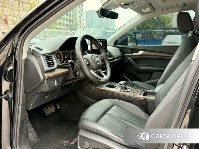 Audi Q5L id 4300032 из Китая 17