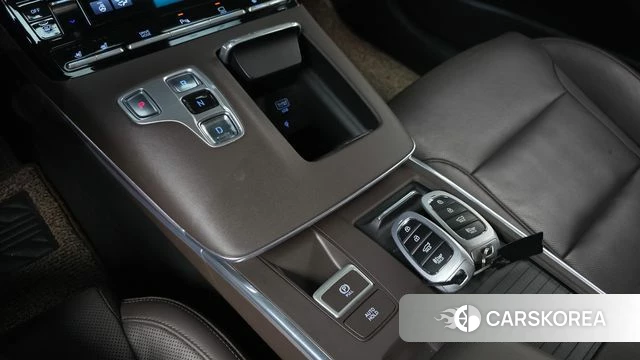 Hyundai The New Grandeur IG id 4284275 из Кореи 32