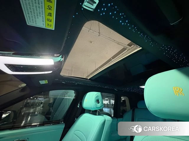 Rolls-Royce Cullinan id 4625956 из Кореи 18