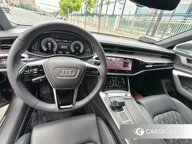 Audi A6L id 4353105 из Китая 26