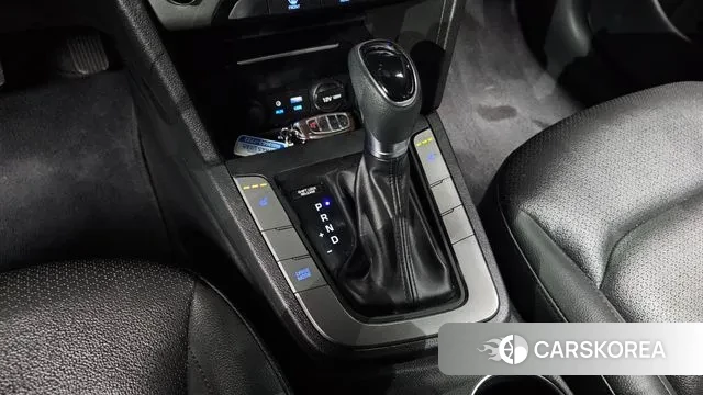 Hyundai Avante AD id 3698757 из Кореи 19