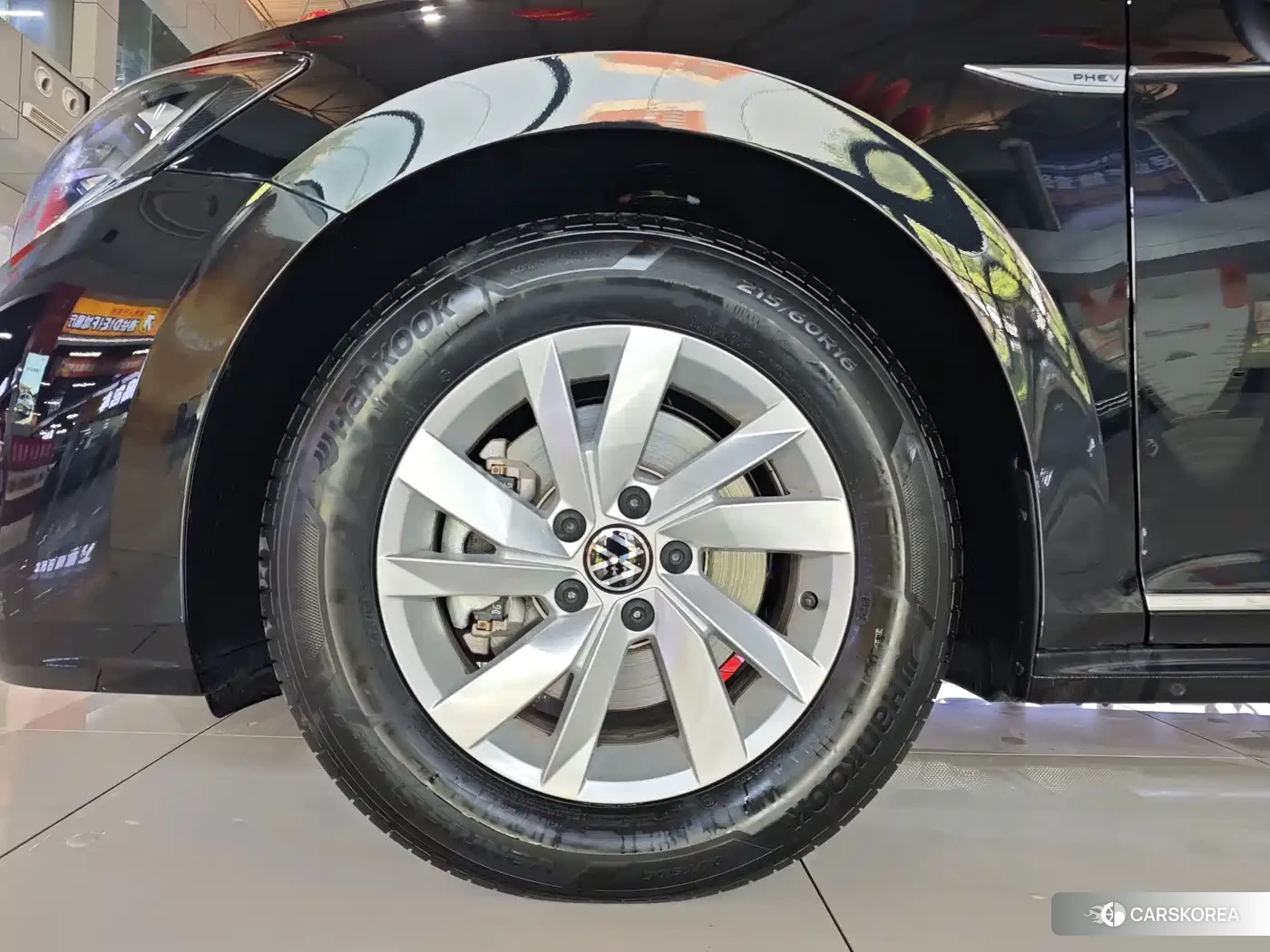 Volkswagen Passat id 4606901 из Китая 18
