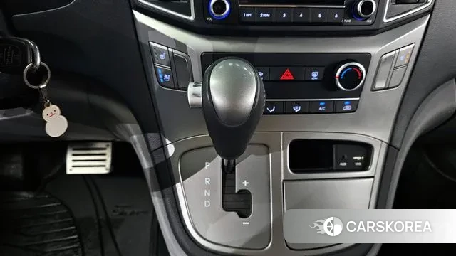 Hyundai The New Grand Starex id 3045343 из Кореи 19