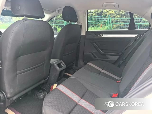 Volkswagen Lingdu id 4278695 из Китая 9