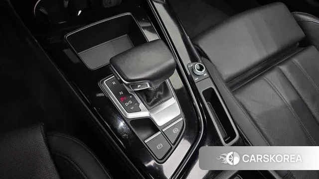 Audi A4 (B9) id 3630351 из Кореи 19