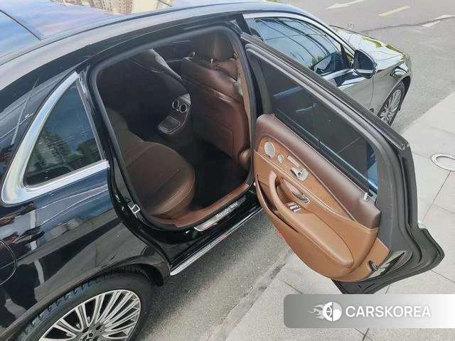 Mercedes-Benz E-class id 4298260 из Китая 21