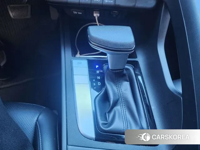 Hyundai Avante (CN7) id 3479542 из Кореи 10