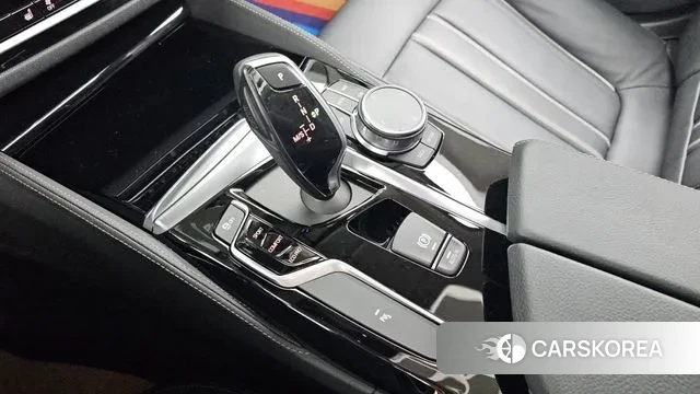 BMW 5 Series (G30) id 3666384 из Кореи 19