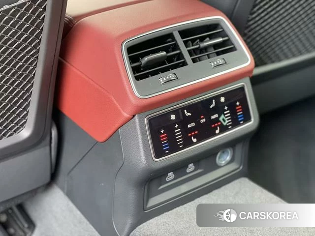 Audi A7L id 4261794 из Китая 18