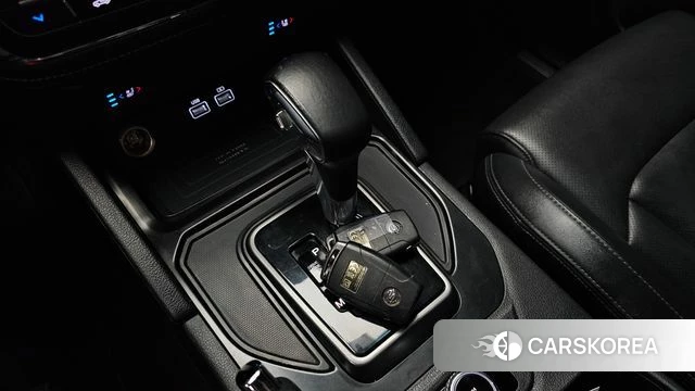 Ssangyong The New Rexton Sports Cannes id 3799850 из Кореи 19