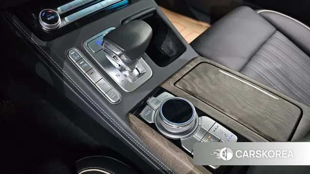 Genesis G90 id 3587931 из Кореи 19