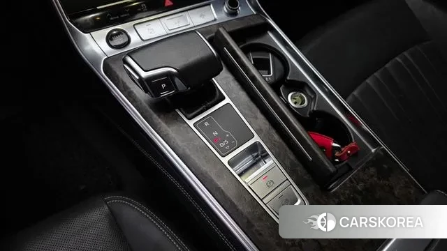 Audi A6 (C8) id 3741206 из Кореи 19