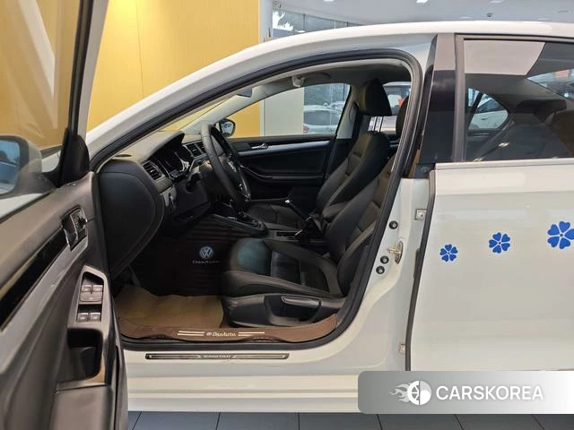 Volkswagen Sagitar id 4227318 из Китая 34