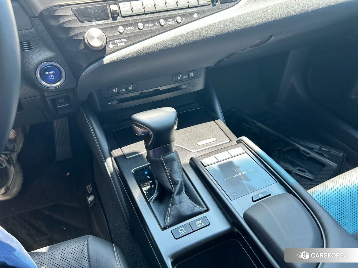 Lexus ES id 4479276 из Китая 17