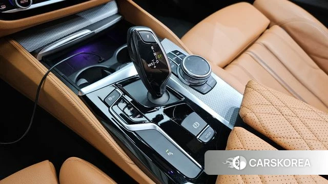 BMW 5 Series (G30) id 4411341 из Кореи 19