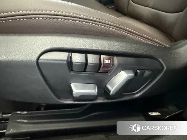 BMW 1 series id 4275898 из Китая 23