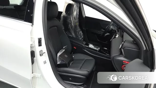 Mercedes-Benz A-Class W177 id 3658821 из Кореи 19