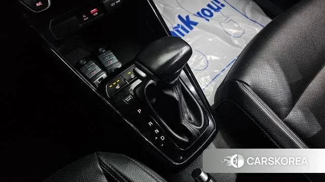 Kia Stonic id 3718483 из Кореи 19