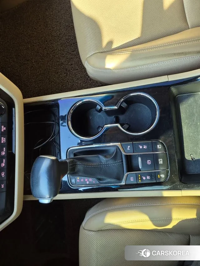 Kia The New Carnival id 3698126 из Кореи 19