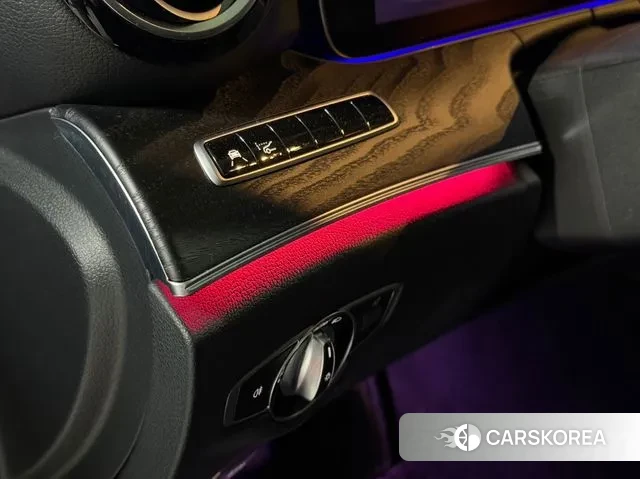 Mercedes-Benz E-Class W213 id 3243636 из Кореи 19