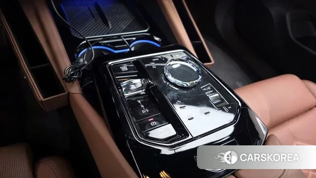 BMW 5 Series (G60) id 3565375 из Кореи 19