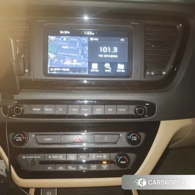 Kia The New Carnival id 2981689 из Кореи 16