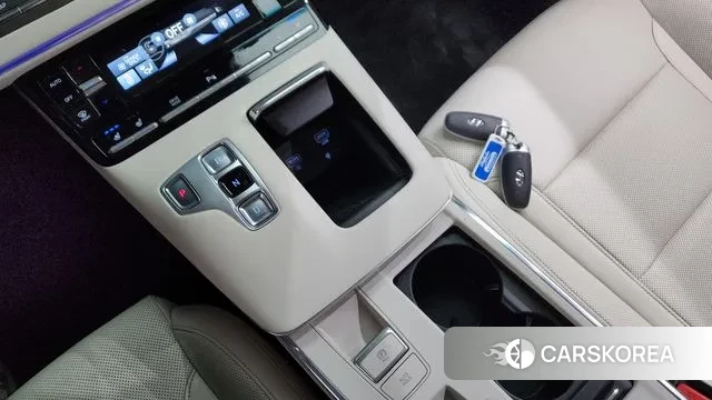 Hyundai The New Grandeur IG Hybrid id 3378417 из Кореи 19