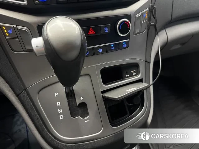 Hyundai The New Grand Starex id 3380379 из Кореи 17