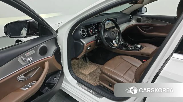 Mercedes-Benz E-Class W213 id 3894295 из Кореи 19
