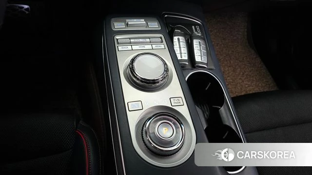 Genesis GV70 id 4343540 из Кореи 19