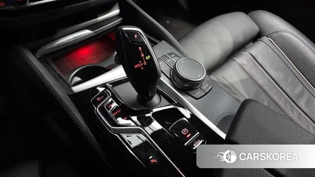 BMW 5 Series (G30) id 3467767 из Кореи 19