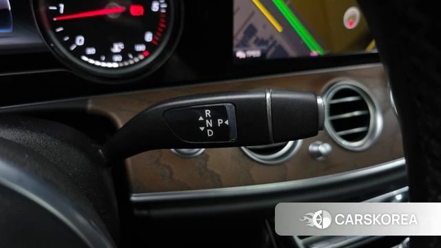 Mercedes-Benz E-Class W213 id 3936548 из Кореи 19