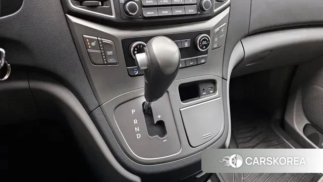 Hyundai The New Grand Starex id 3748028 из Кореи 19