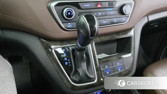 Hyundai The New Grand Starex id 4430262 из Кореи 19