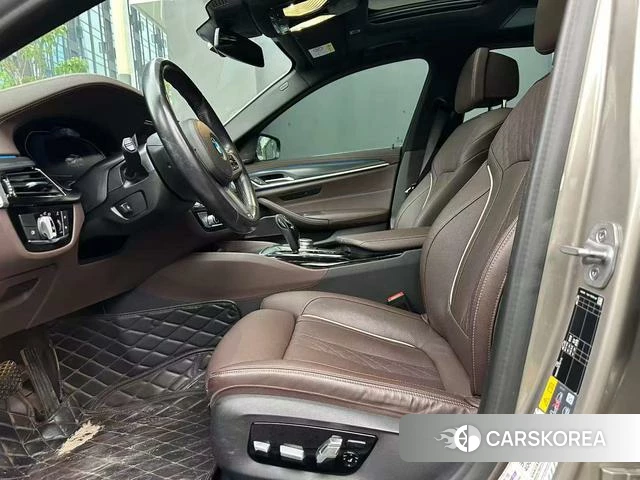 BMW 5 series PHEV id 4260468 из Китая 9