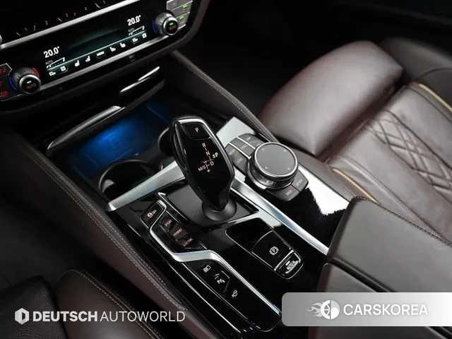 BMW 5 Series (G30) id 3771661 из Кореи 19